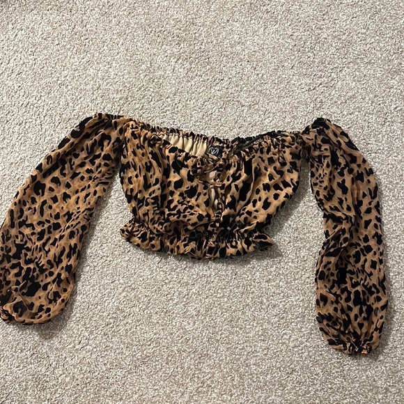 Windsor cheetah print crop top. Size XS. - Picture 1 of 3